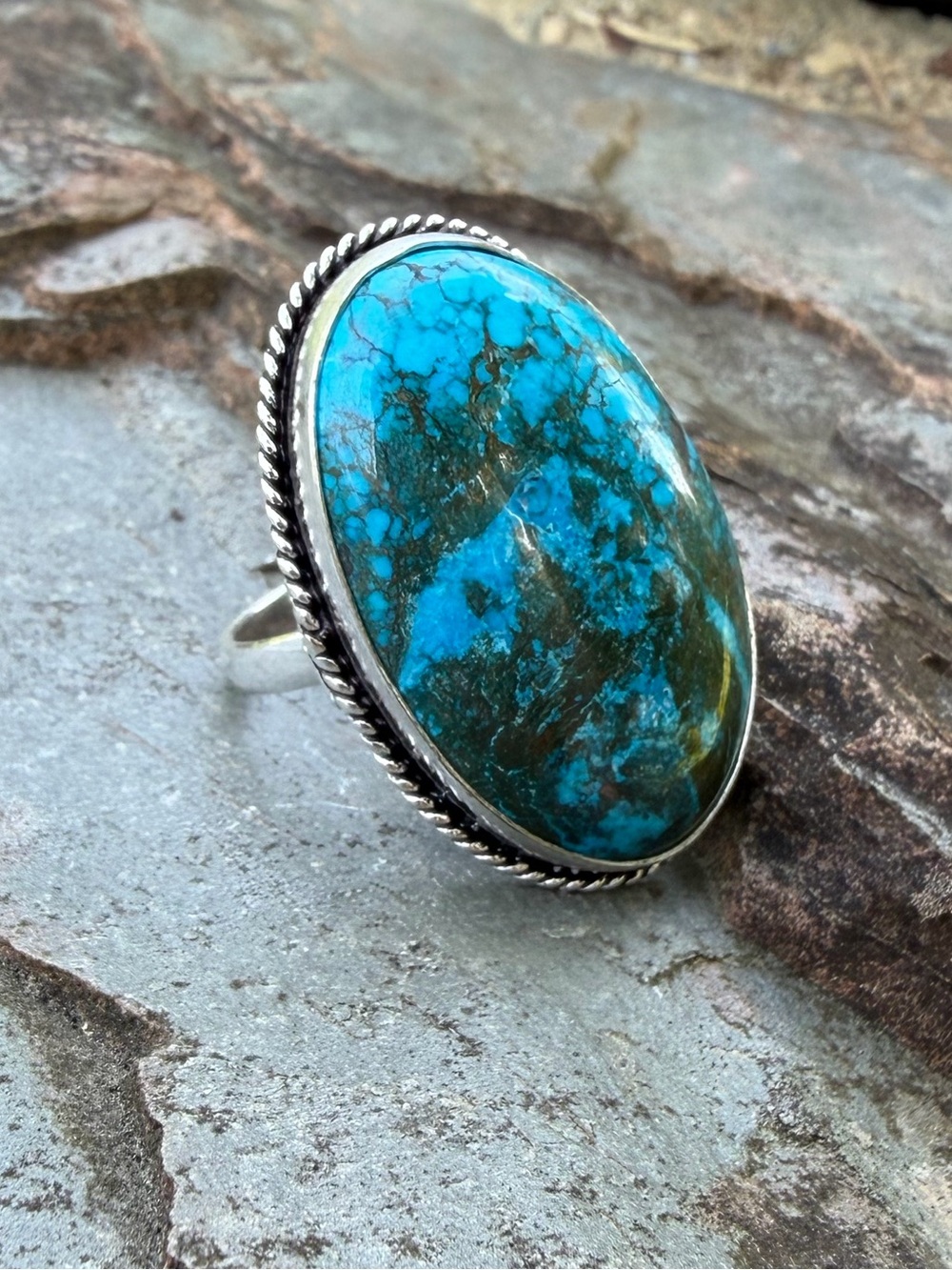 Vintage Chrysocolla Turquoise Colored Oval Silver Statement Ring - Picture 6 of 15